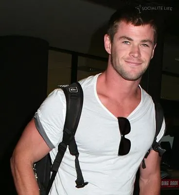 Chris Hemsworth Men's TShirt