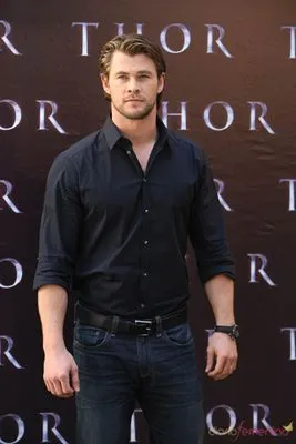 Chris Hemsworth Prints and Posters