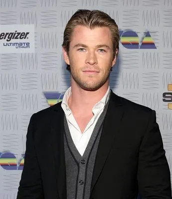 Chris Hemsworth Men's TShirt