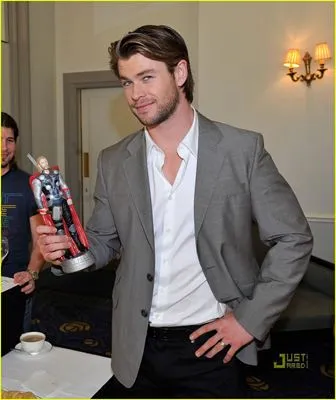 Chris Hemsworth Poster