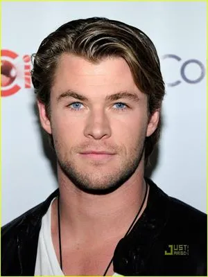 Chris Hemsworth Men's TShirt