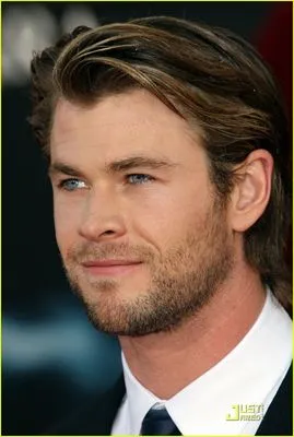 Chris Hemsworth Poster