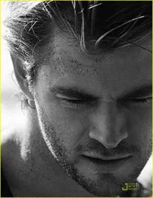 Chris Hemsworth Poster