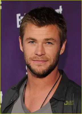 Chris Hemsworth Poster