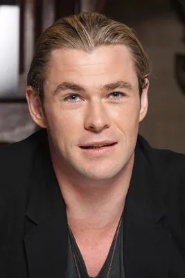 Chris Hemsworth Poster