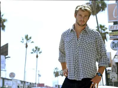 Chris Hemsworth Men's TShirt