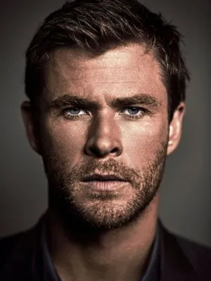 Chris Hemsworth Prints and Posters